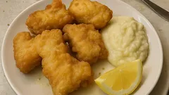 外はカリッと中ふっくら。塩漬けタラの「バカリャロス・スコルダリア」を軽い衣で揚げるコツ